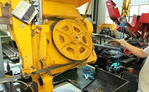 万江街道金属带锯床的日常使用和保养注意事项！